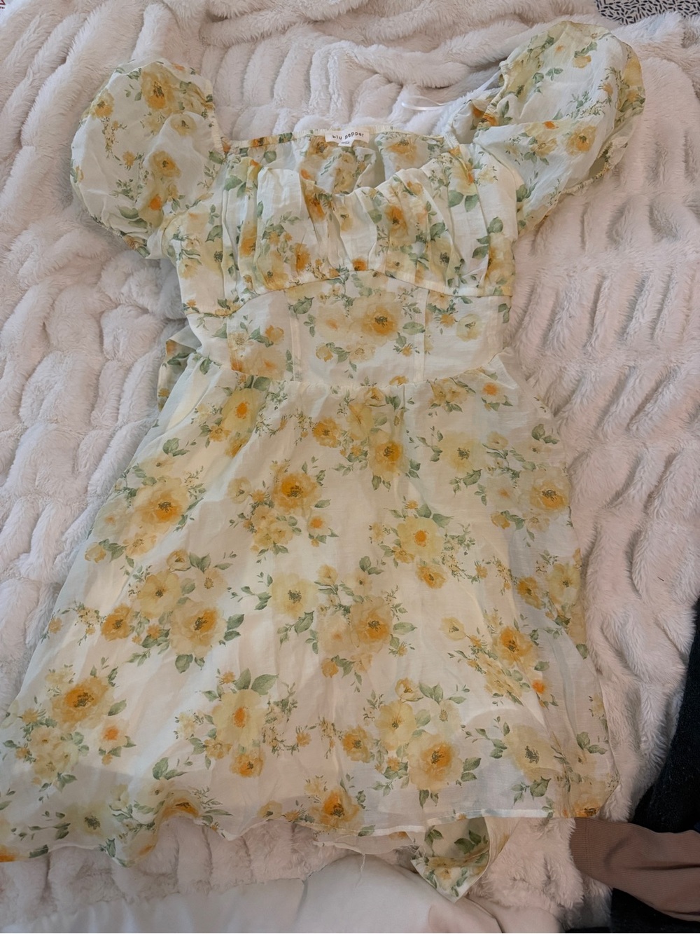 Yellow Floral Puff Sleeve Mini Dress backless